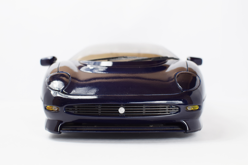 Illustration for article titled Thursday on the Thames: XJ213 edition.